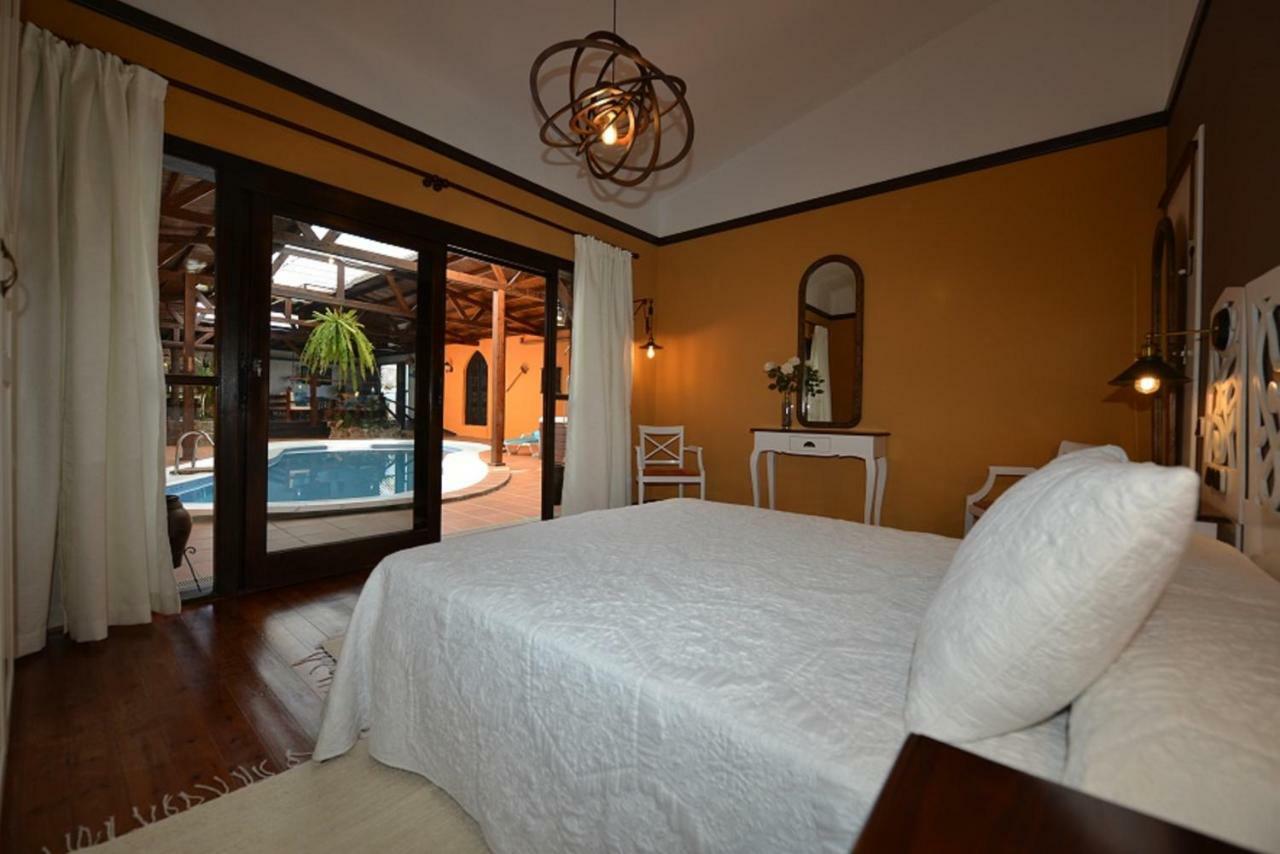 Villa Spa Las Tinajas Triquivijate المظهر الخارجي الصورة