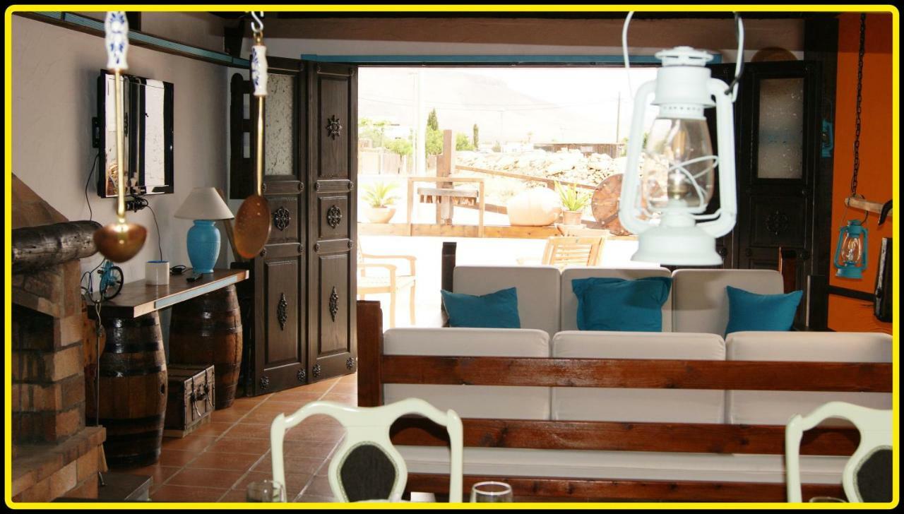Villa Spa Las Tinajas Triquivijate المظهر الخارجي الصورة