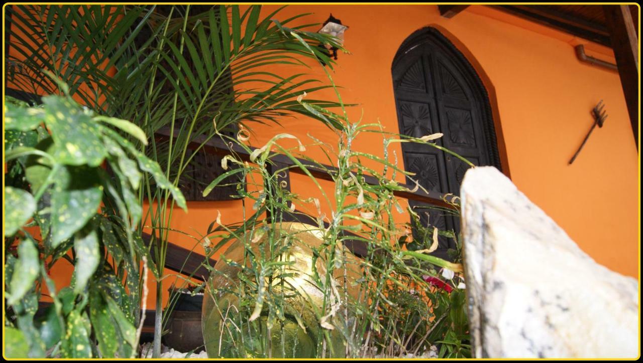 Villa Spa Las Tinajas Triquivijate المظهر الخارجي الصورة